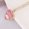 Collar corazón ojo que todo lo ve